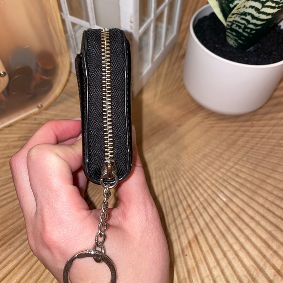 Black Pebble Kate Spade keychain mini wallet - Picture 6 of 9